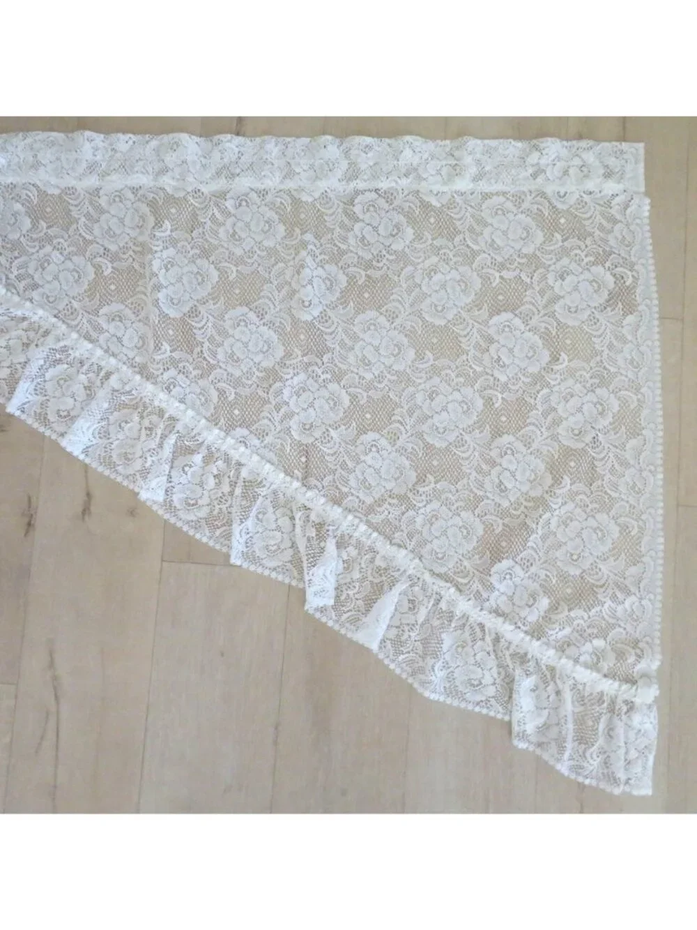 Vintage Set of 2 White Lace Curtain Panels Floral Pattern Ruffled Edges - Sheer